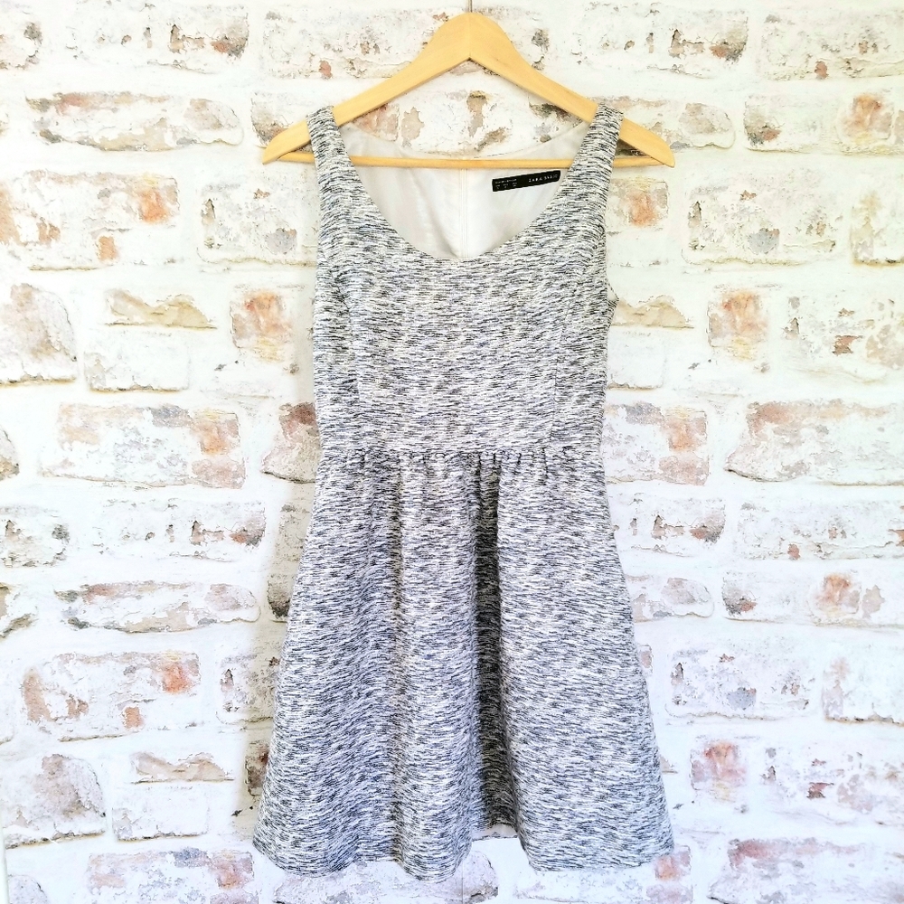Zara Basics Dress Sleeveless Fit Flare Abstract S
